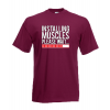 Installing Muscles T-Shirt με στάμπα